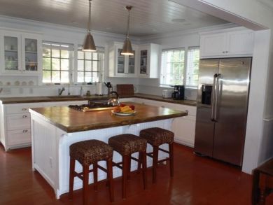 Breakfast bar